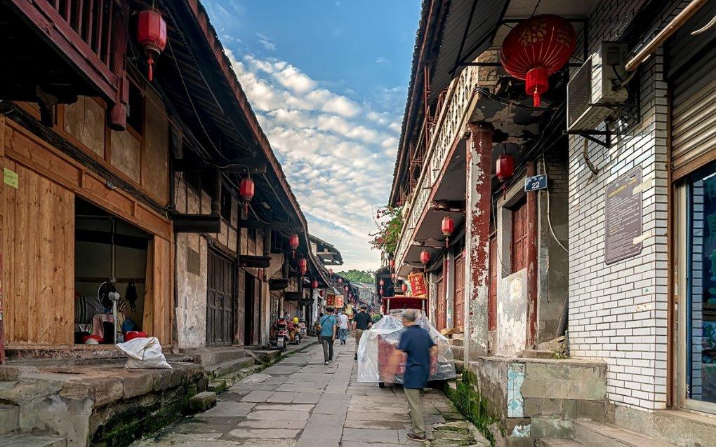 逃离拇指山地